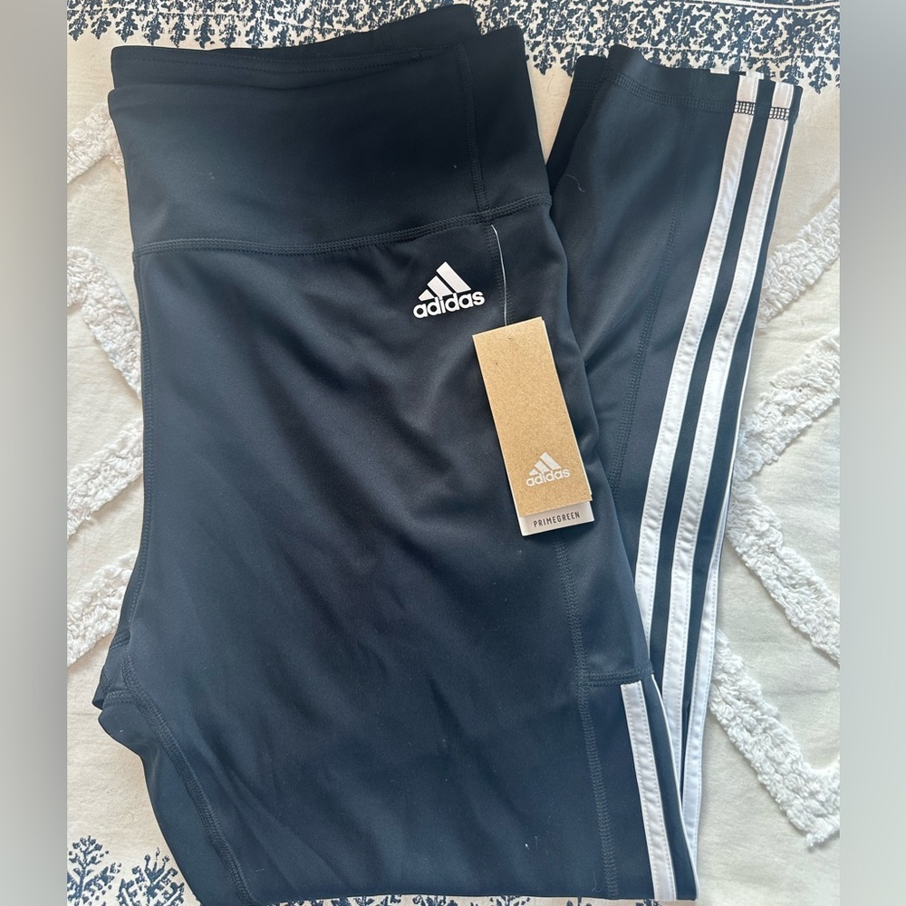 Adidas crop leggings